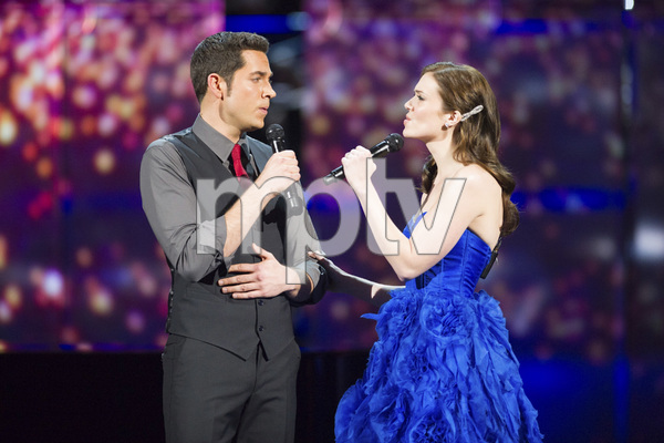 i dag udluftning Fristelse The Academy Awards - 83rd Annual" (Telecast) Zachary Levi, Mandy Moore  02-27-2011 Photo by Michael Yada © 2011 A.M.P.A.S. - Image 24036_0369 |  Most iconic images of the 20th century | MPTV Images